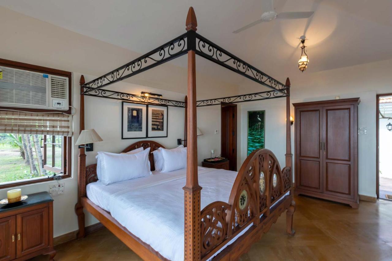 Casa Del Mer By Stayvista - Nearby Beach With, Sea-View Rooms & Coconut Farm Alībāg Exterior foto