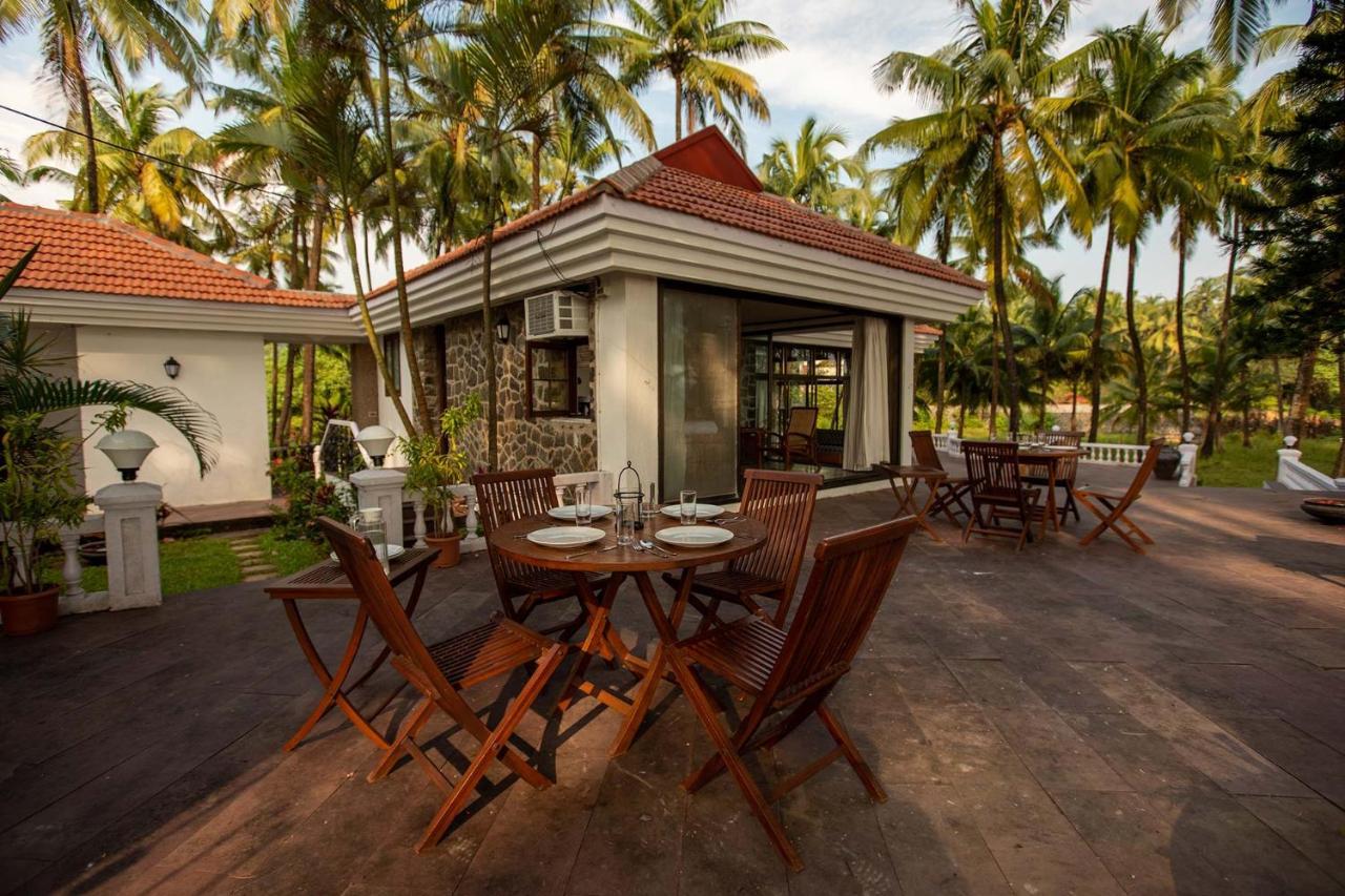 Casa Del Mer By Stayvista - Nearby Beach With, Sea-View Rooms & Coconut Farm Alībāg Exterior foto